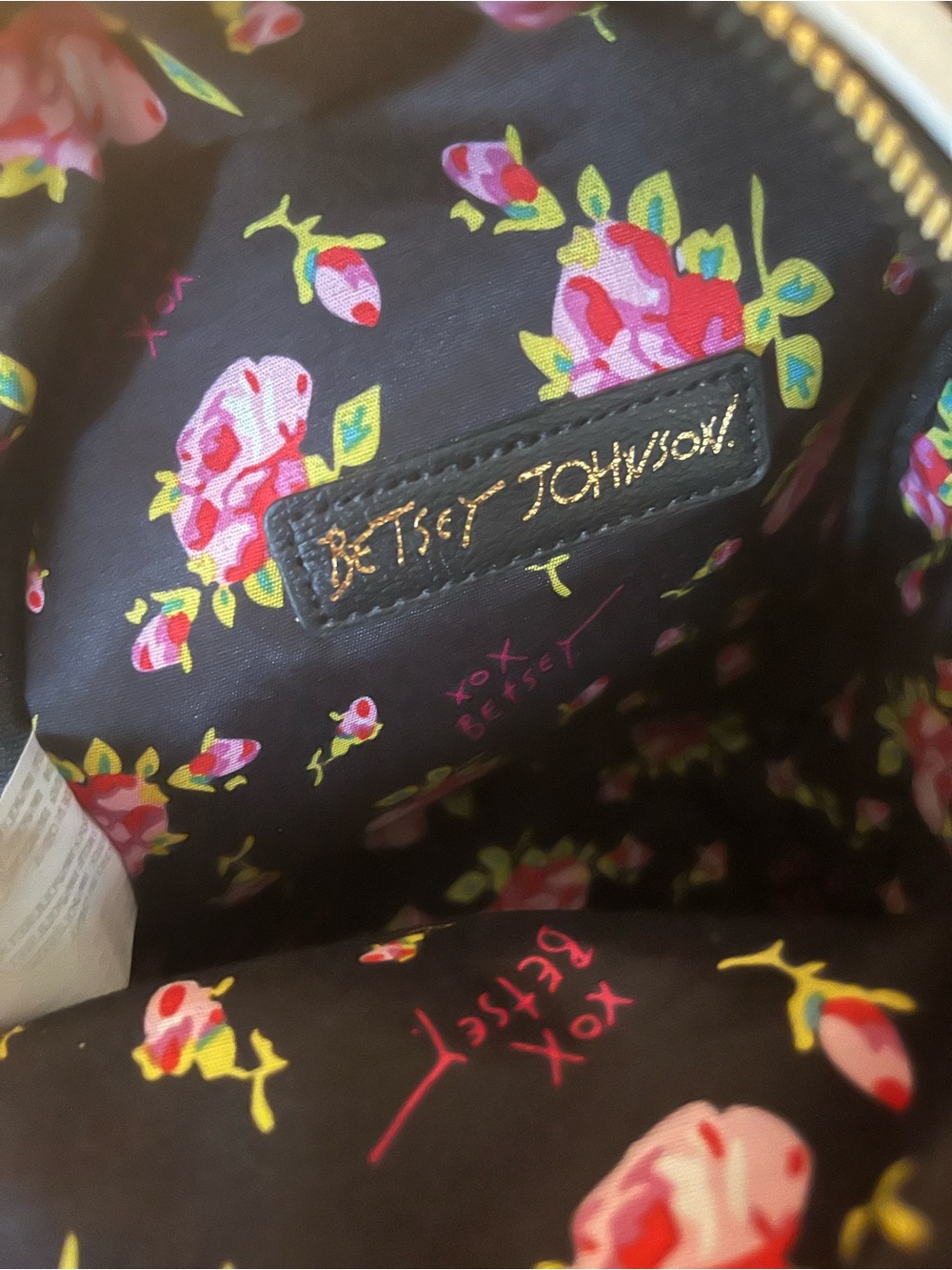 Betsey Johnson White Quilted Puppy Dog Mini Backpack with Black & Pink Dog Ears - Picture 9 of 13